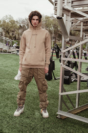 LOGO COLLECTION: HOODIE IN COTTON DUNE BROWN
