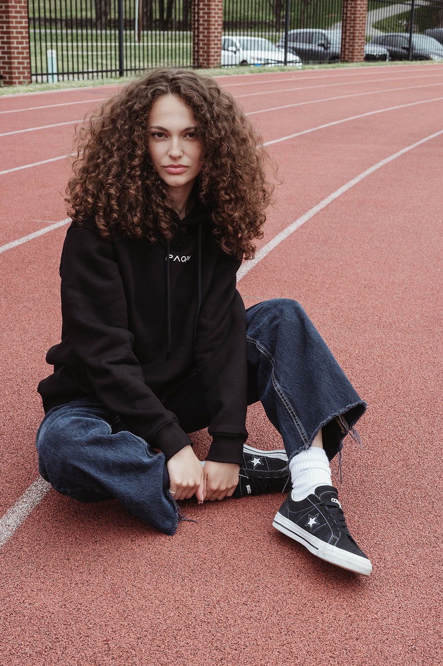 LOGO COLLECTION: HOODIE IN COTTON MIDNIGHT BLACK